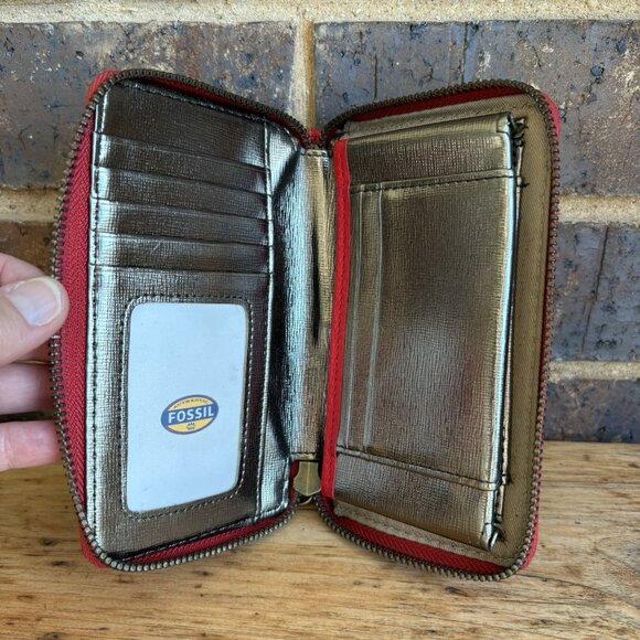 Fossil Robot Wallet Zip Around Red Cardholder - Picture 4 of 11